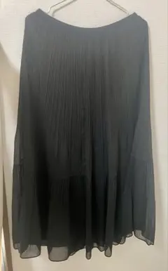 ユニクロ　シフォンティアードスカート（黒）