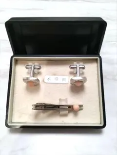 天然サンゴ　カフスボタン　タイピン　セット　珊瑚　本珊瑚　メンズ　ファッション