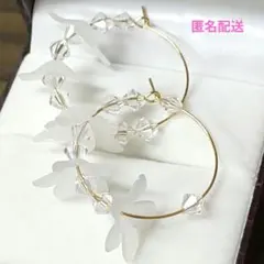 フープピアス ホワイト 半透明 ゴールド 大振り フラワー お花 ビジュー