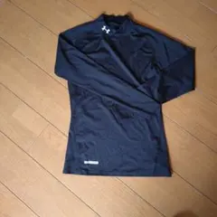 Under Armour 長袖トレーニングシャツ 黒