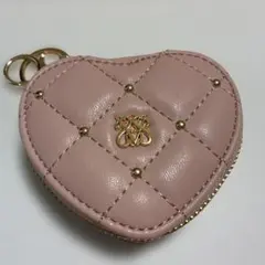 ハート型ピンクポーチ ゴールドスタッズ付き