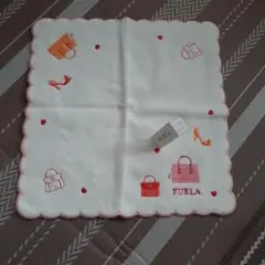 FURLA 刺繍タオルハンカチ 約30cm