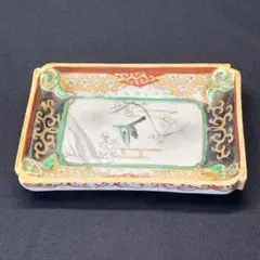 K550☆古い 九谷 色絵 白梅に鶯図 角皿 陽刻唐草 骨董 アンティーク