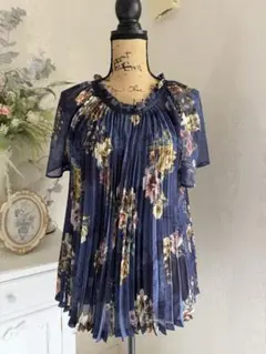 イクコIKUKO☆ジョーゼットブラウストップス☆未使用タグ付き