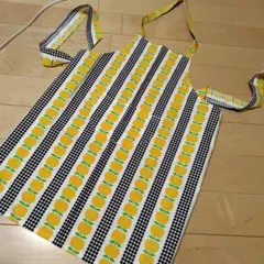 【美品】子供エプロン