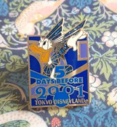 東京ディズニーランド 25周年 ピンバッジ　ドナルド