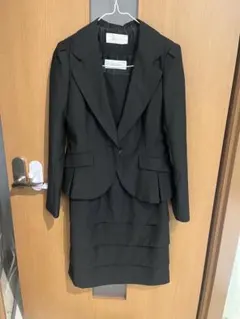 礼服　フォーマルスーツ　黒　ワンピース