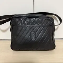 Yves Saint Laurent ブラックショルダーバッグ
