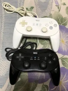 Wii クラシックコントローラープロ　ホワイト ブラック　2個セット