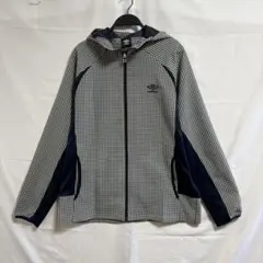 美品　アンブロ　シアサッカー　素材切り替え　ストレッチ　トレーニングジャケット