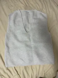 UNIQLO ホワイト ニットベスト M