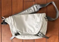 Jack Wolfskin ショルダーバッグ ライトグレーのサムネイル