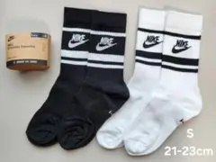 ＊新品＊ NIKE エッセンシャル ソックス 21-23cm S 2足のサムネイル