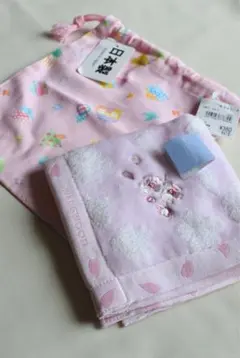 Wedgwood 桜刺繍 タオルと巾着袋セット