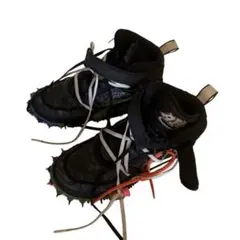 Off white スパイク付き スニーカーのサムネイル