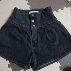 Lily Brown ハイウエスト デニム ショートパンツ　サイズ1
