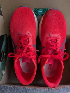 ASICS FF Turbo+ レッド スパイクシューズ