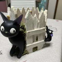 魔女の宅急便 ジジと子猫プランター Jiji Studio Ghibli 魔女の宅急便 ジジと子猫プランター Jiji Studio Ghibli - メルカリ