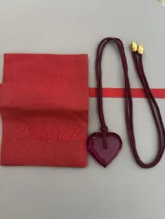 Baccarat ハート型ネックレス
