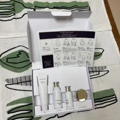 新品未開封Attenir ドレススノー トライアルセット