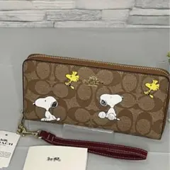 【新品未使用】コーチ スヌーピー 長財布