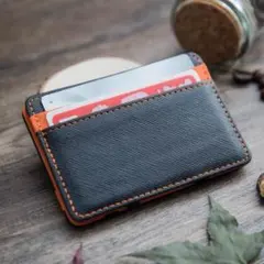 【おすすめ商品】ミニマリストウォレット オレンジの差し色 ブラック