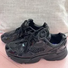 「専用」adidasスニーカー ファルコン 23.5cm