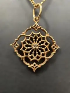 美品★agete アガット K10 ネックレストップ アラベスク ダイヤモンド