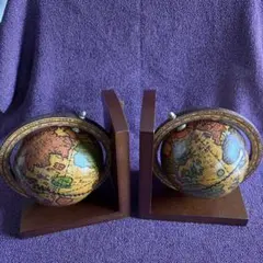 Unused antique globe-shaped bookends (set of 2)
