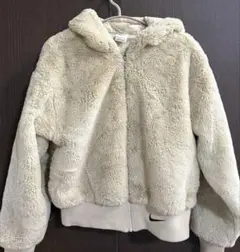 Nike フリースジャケット フード付き クリーム色