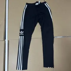 adidas ブラック 3ストライプ ジャージパンツ