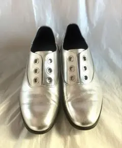 Item thumbnail for item bae7b379-a2f3-4feb-a5ae-c02ce143773b