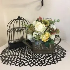 ミニラウンドブーケ(⌒▽⌒)グリーンローズとラナンキュラスのアレンジ