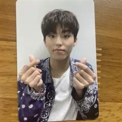 Item thumbnail for item 356126a8-5960-4608-a703-370478284af6