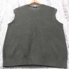 a032　ユニクロ　メンズ　ウォッシャブルオーバーサイズニットベスト　M　カーキのサムネイル