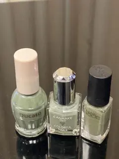 ネイルまとめ売り（カーキカラー）デュカート•キャンメイク•ネイルホリック