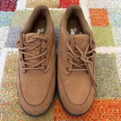 ellesse ブラウン スニーカーのサムネイル