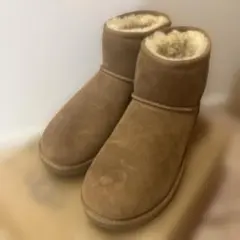 UGG アグ　クラシックミニ　チェスナット　7 24cm