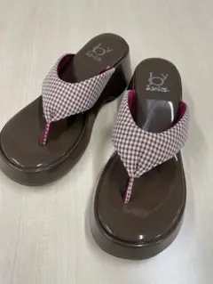 【美品】あしながおじさん 下駄サンダル 厚底サンダル 浴衣のサムネイル