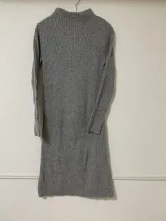 グレー リブ編み タートルネック UNIQLOワンピース