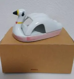 スワンボートトレイ　ThePorcelains 日本製　陶器　小物入れ　置物