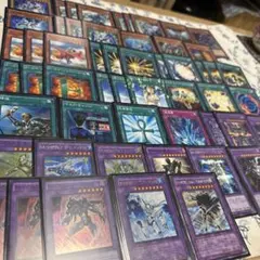 遊戯王 HERO デッキ パーツまとめ売り　スリーブ付き　高レア多数のサムネイル