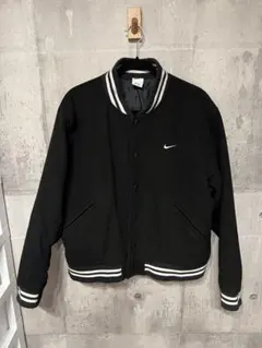 ナイキ　ジャンパー