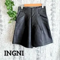 黒 ショートパンツ