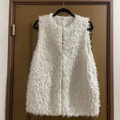 INGNI ホワイトファーベスト ノースリーブ