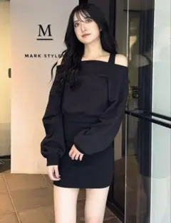 美品　GYDA オフショルダー ブラック ミニワンピース Fサイズ