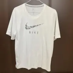 NIKE ランニングTシャツのサムネイル