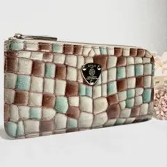 Item thumbnail for item 64afba54-bd3d-4fb9-a329-2451d2d361b6