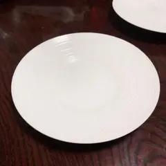 【洸琳窯】ストライプデザイン ホワイト皿 2枚セット