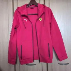 PUMA パーカー 写真はピンク系ですが実際は赤色です 女性だと、Lサイズ位です